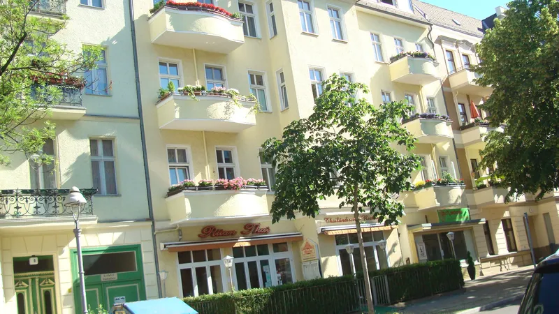 2-Zimmer Altbauwohnung in Berlin-Tegel — photo 1